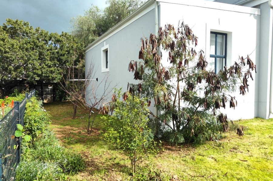 2 Bedroom Property for Sale in Moorreesburg Western Cape